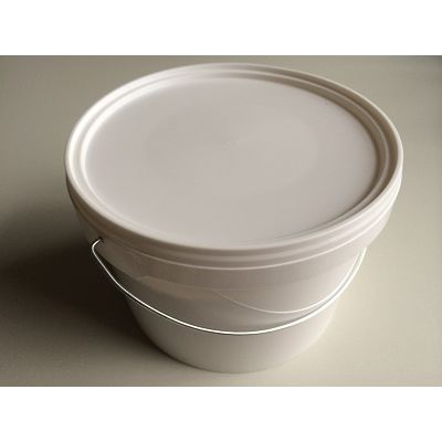 Klika - White chalk powder in 2 kg bucket. 10 pieces