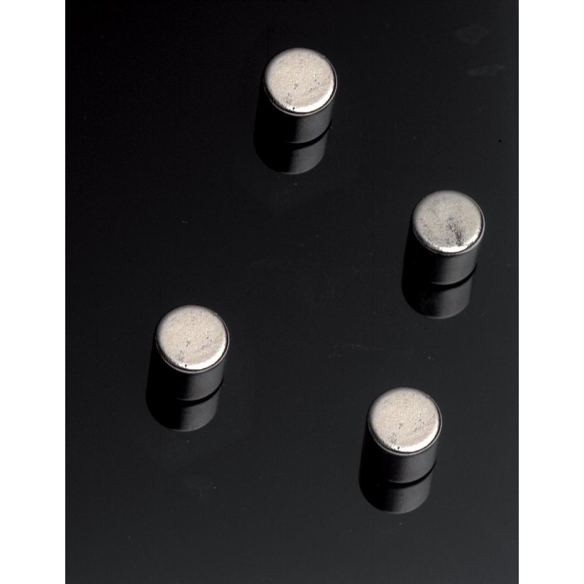 Naga - magneten glasbord, cilinder, pak van 4 stuks