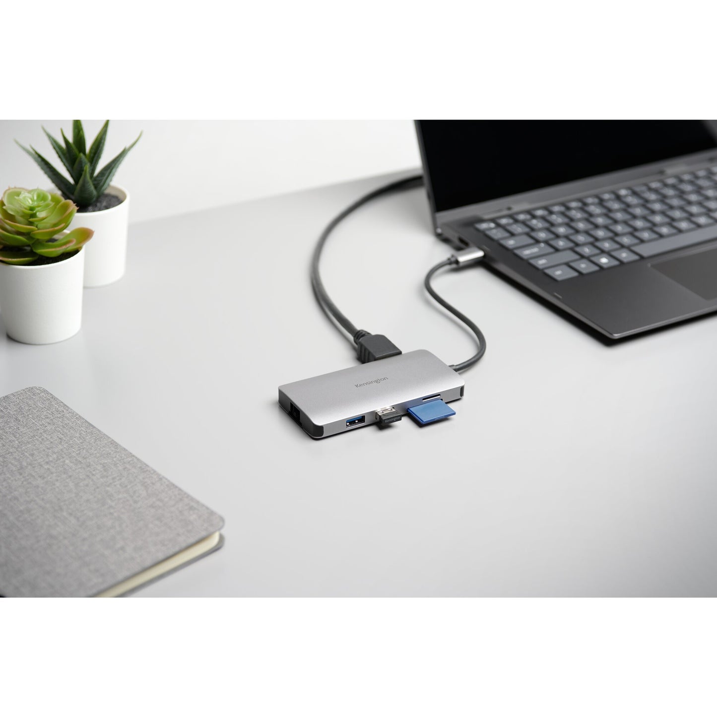 Kensington - UH1400P USB-C 8-in-1 Driverless Mobile Dock