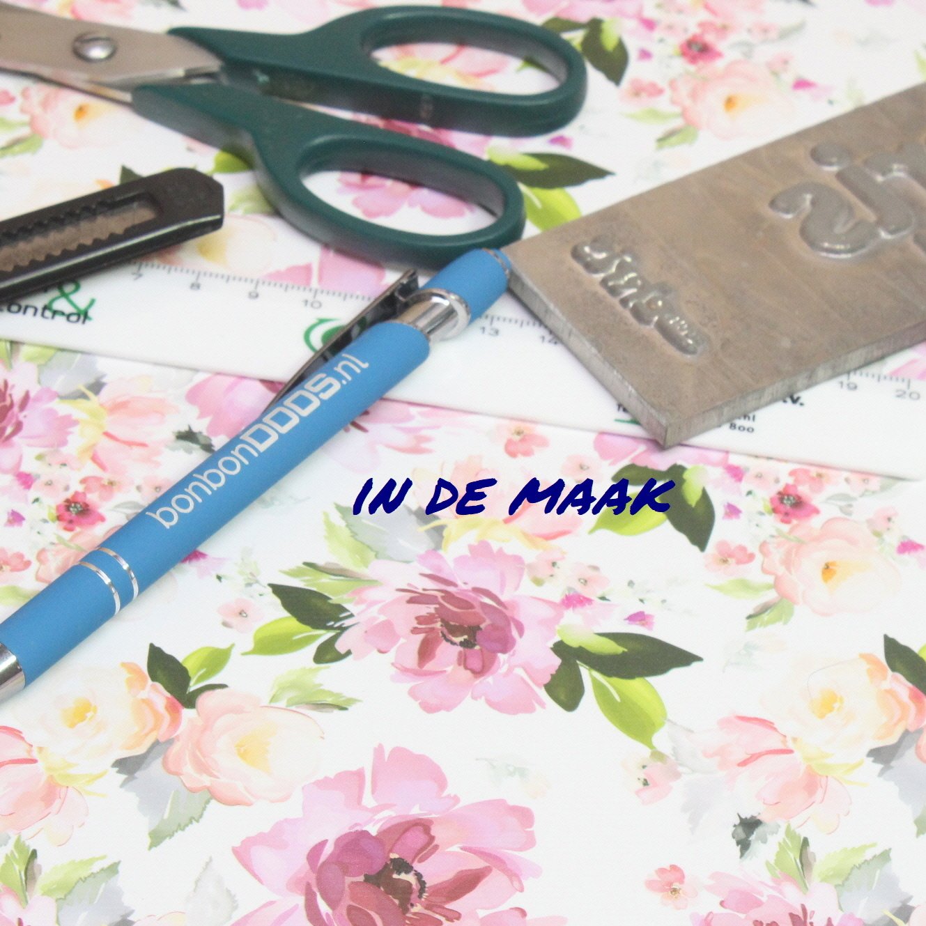 Klika - Bonbon doosjes Chocolade doosje Rozen HOOG 24 stuks