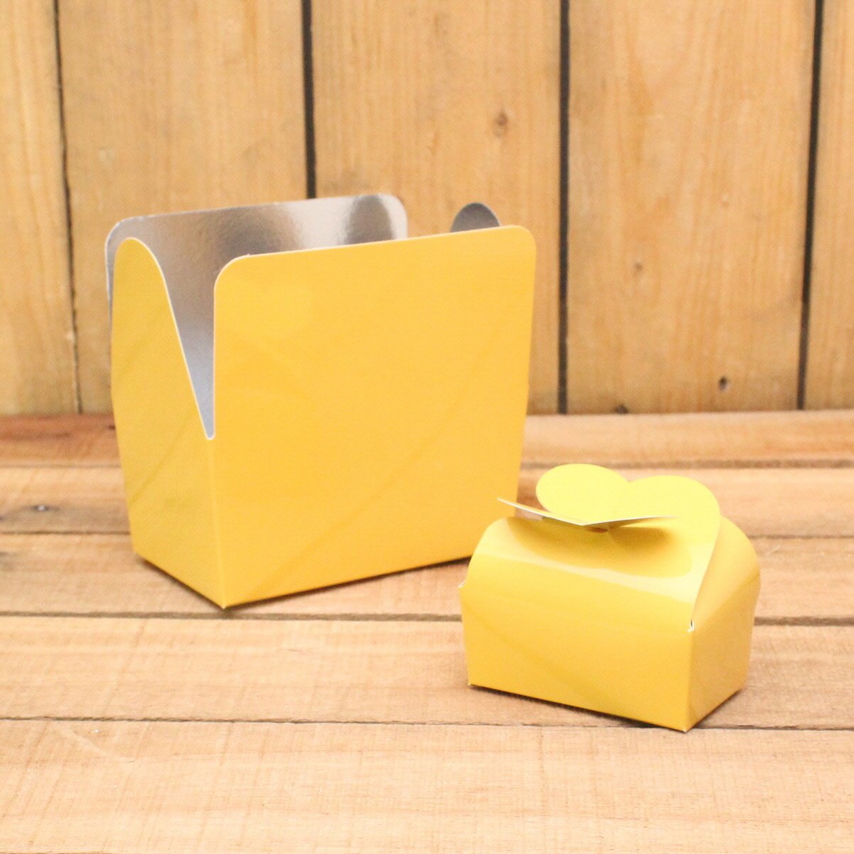 Klika - Bonbon doosjes Chocolade doosje Warm geel HOOG 24 stuks