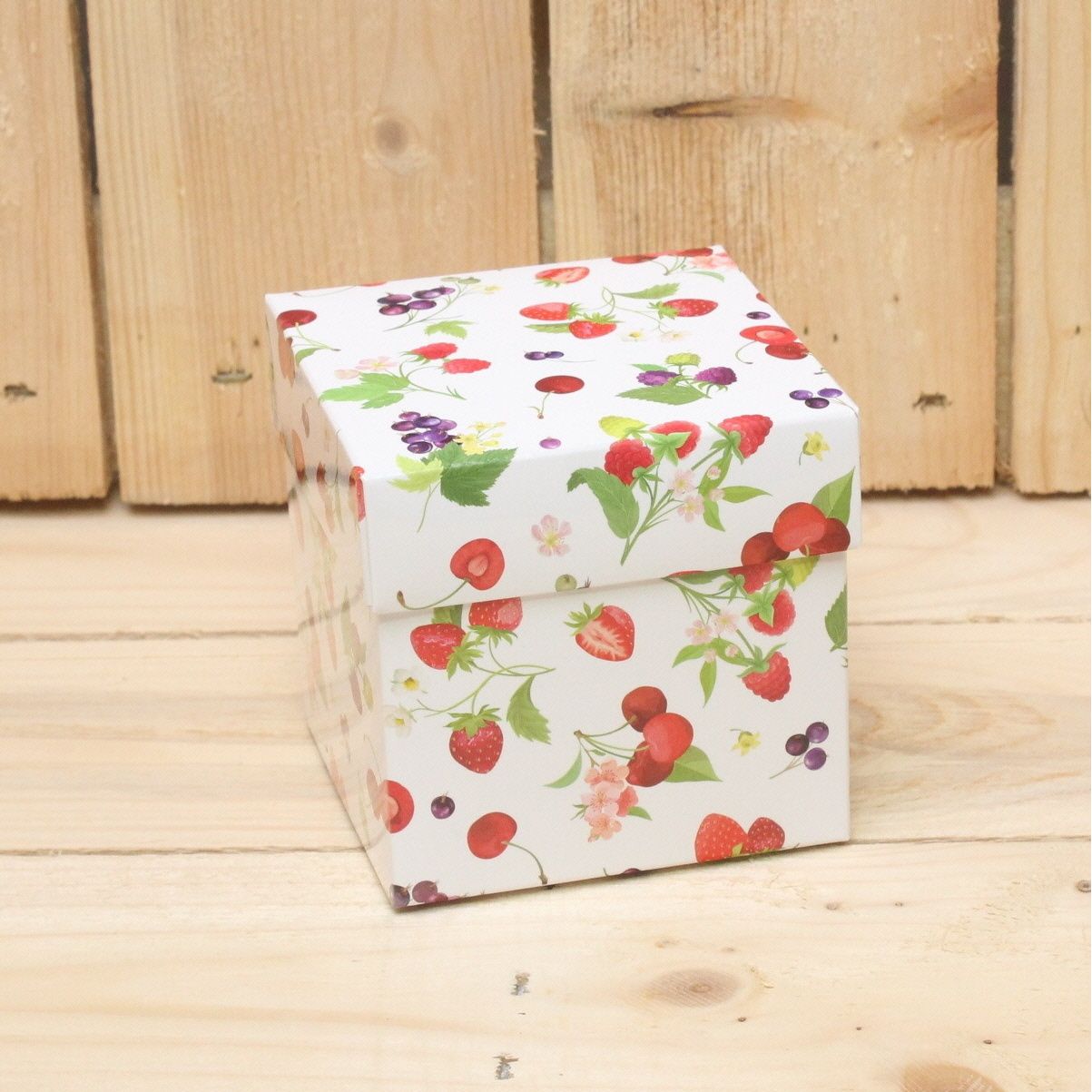 Bonbon doosjes - Chocolade doosje - Zomerfruit KUBUS - 24 stuks