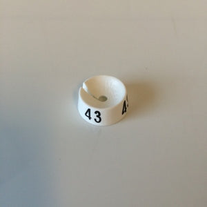 Klika -  MB wit/zwart 43 voor op kledinghanger