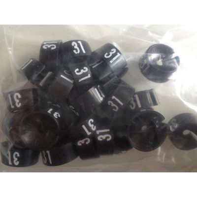 Klika - MB bianco/nero 31 da appendere alla gruccia