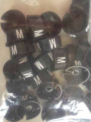 Klika - MB black/white M for on clothes hanger 40 pieces