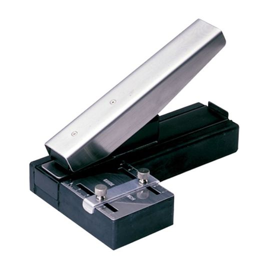 Klika -  Sleuventang voor badgeclip + maatschuif