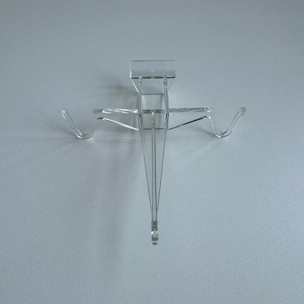 Klika - Slatwall glasses holder presentation