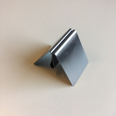 Klika - Portamenu 5 cm in metallo 50 pezzi