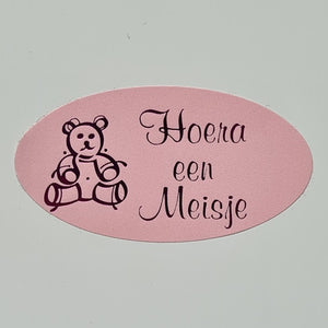 Klika -  Etiket Hoera een meisje roze/magen ovaal