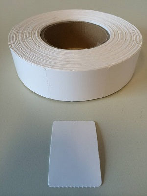 Klika -  Hangetiket op rol 40x60 mm bl.geen perf 11 stuks