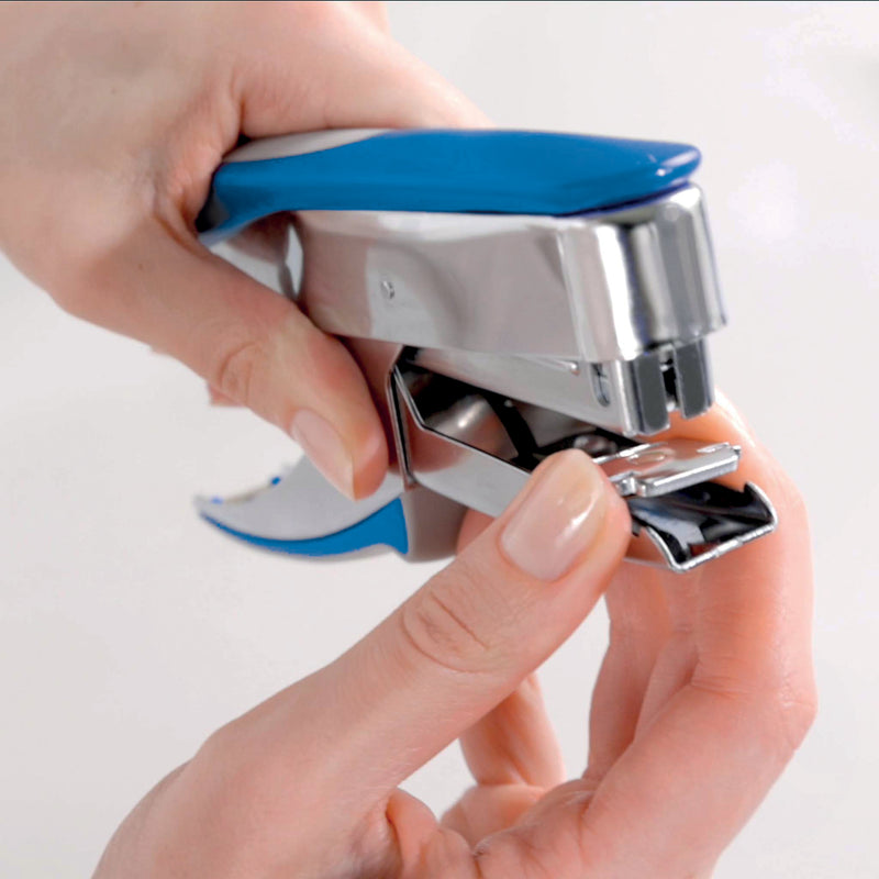 Leitz -  Niettang  bovenlaadmodel p3 30 vel blauw