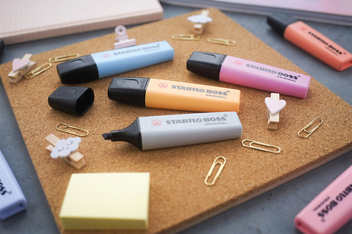 Stabilo -  BOSS ORIGINAL tel, markeerstift, etui met 4 kleuren
