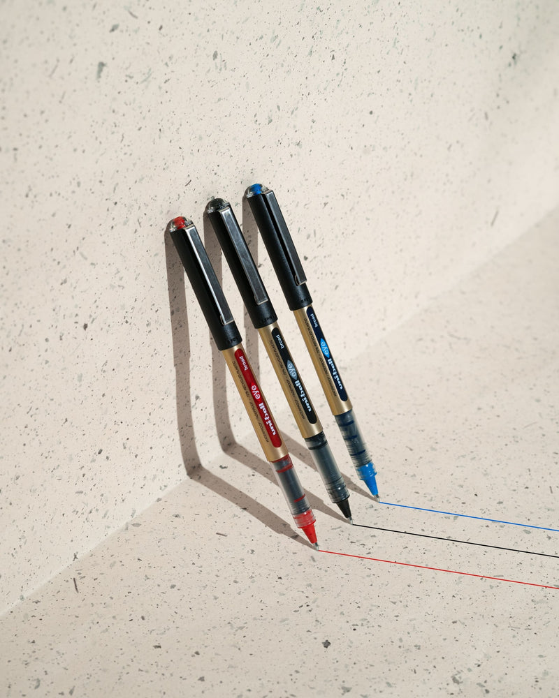 Uni-ball -  Rollerpen eye eco 150e b zwart | 12 stuks