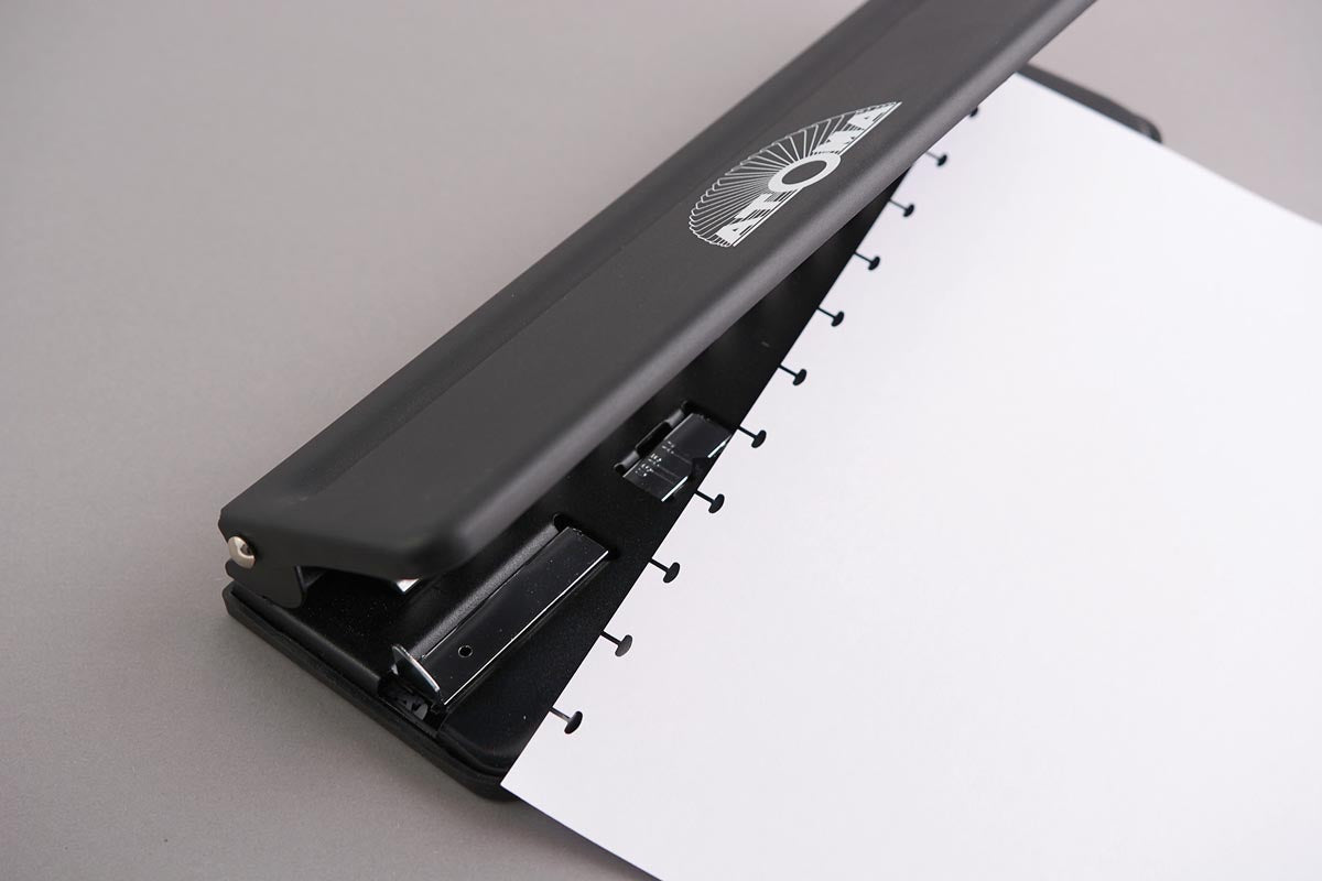 Atoma -  perforator zwart (afbeelding 4)