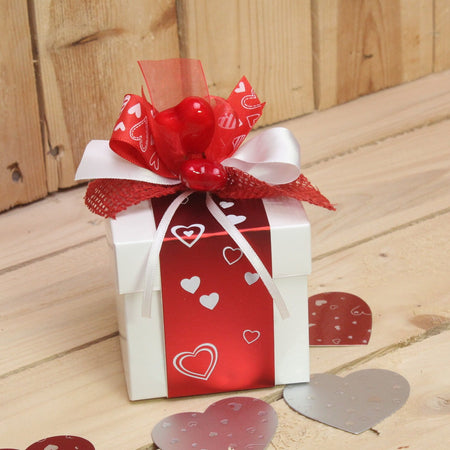 Bonbon doosjes - Chocolade doosje - Wit KUBUS met banderol Valentijn - 24 stuks