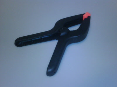 Klika - Pinza de mercado 23 cm plástico negro