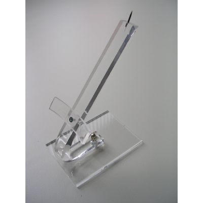 Klika - Acrylic shoe stand curved prick 15 cm